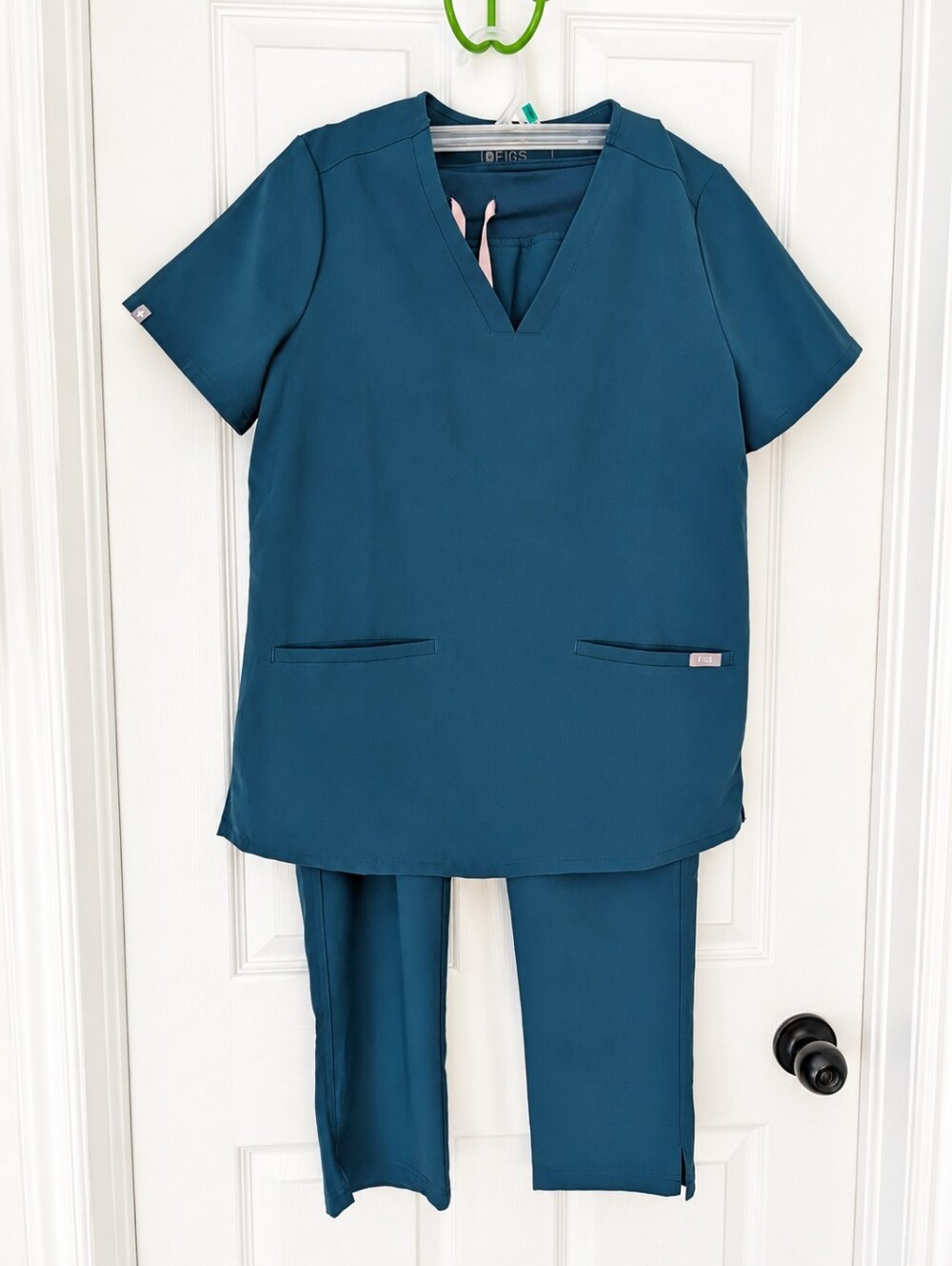 FIGS Casma Teal Blue Medical Scrub Set Cargo Pants Medical Size M